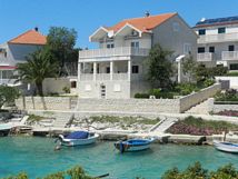 Ubytov�n� Chorvatsko - Domy p��mo u mo�e